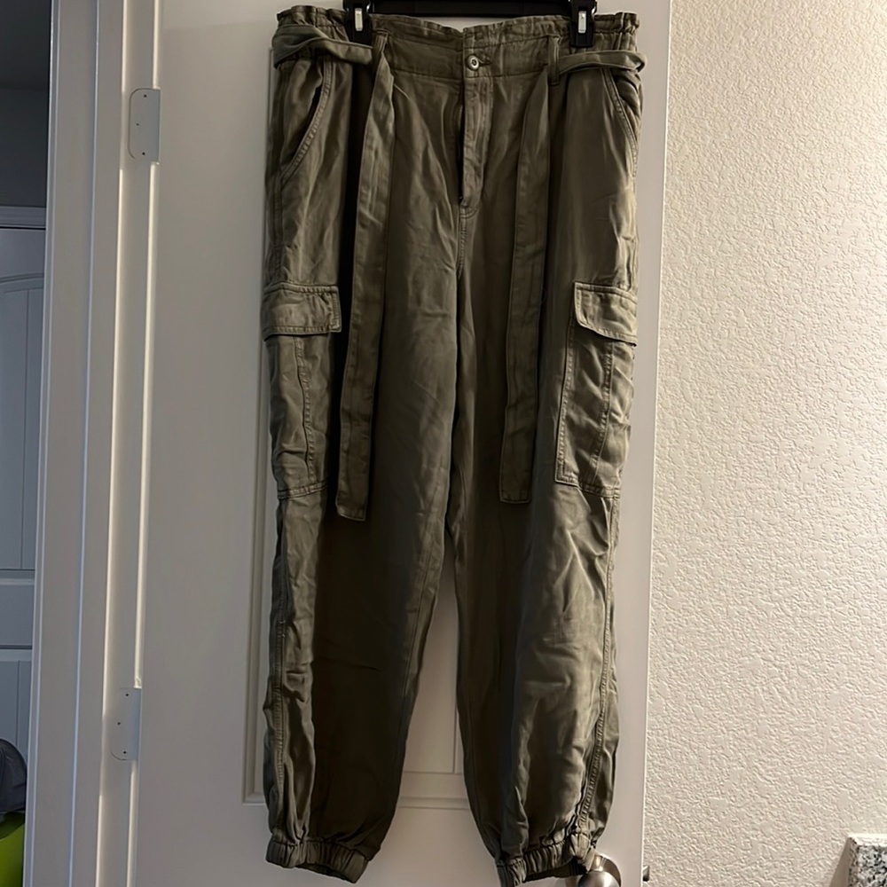 American Eagle pants